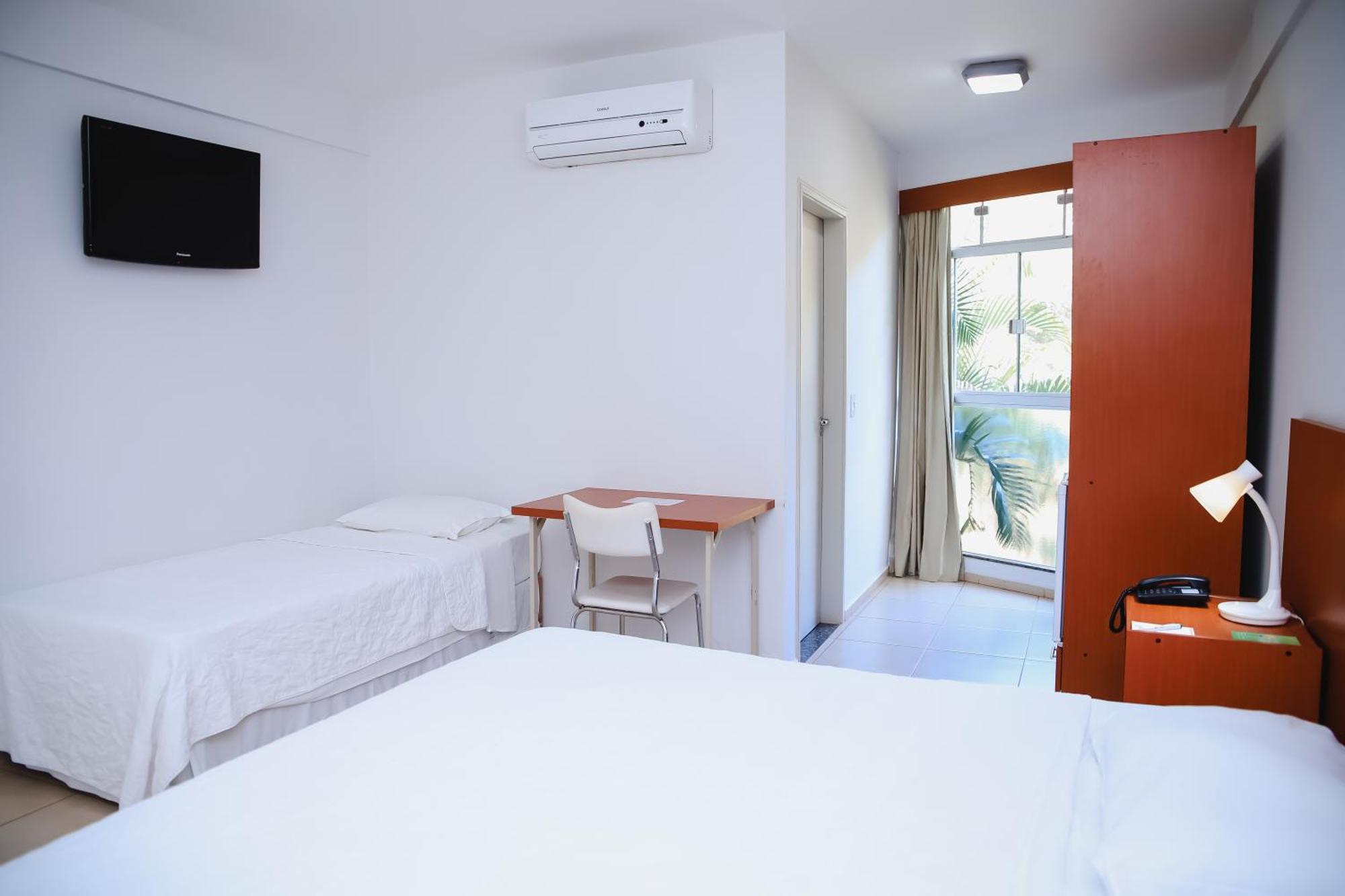 Hotel Agua Das Araras Paraguacu Paulista Rom bilde